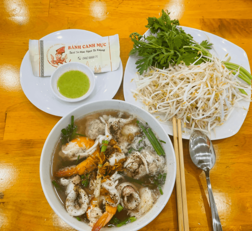 Hủ tiếu mực 